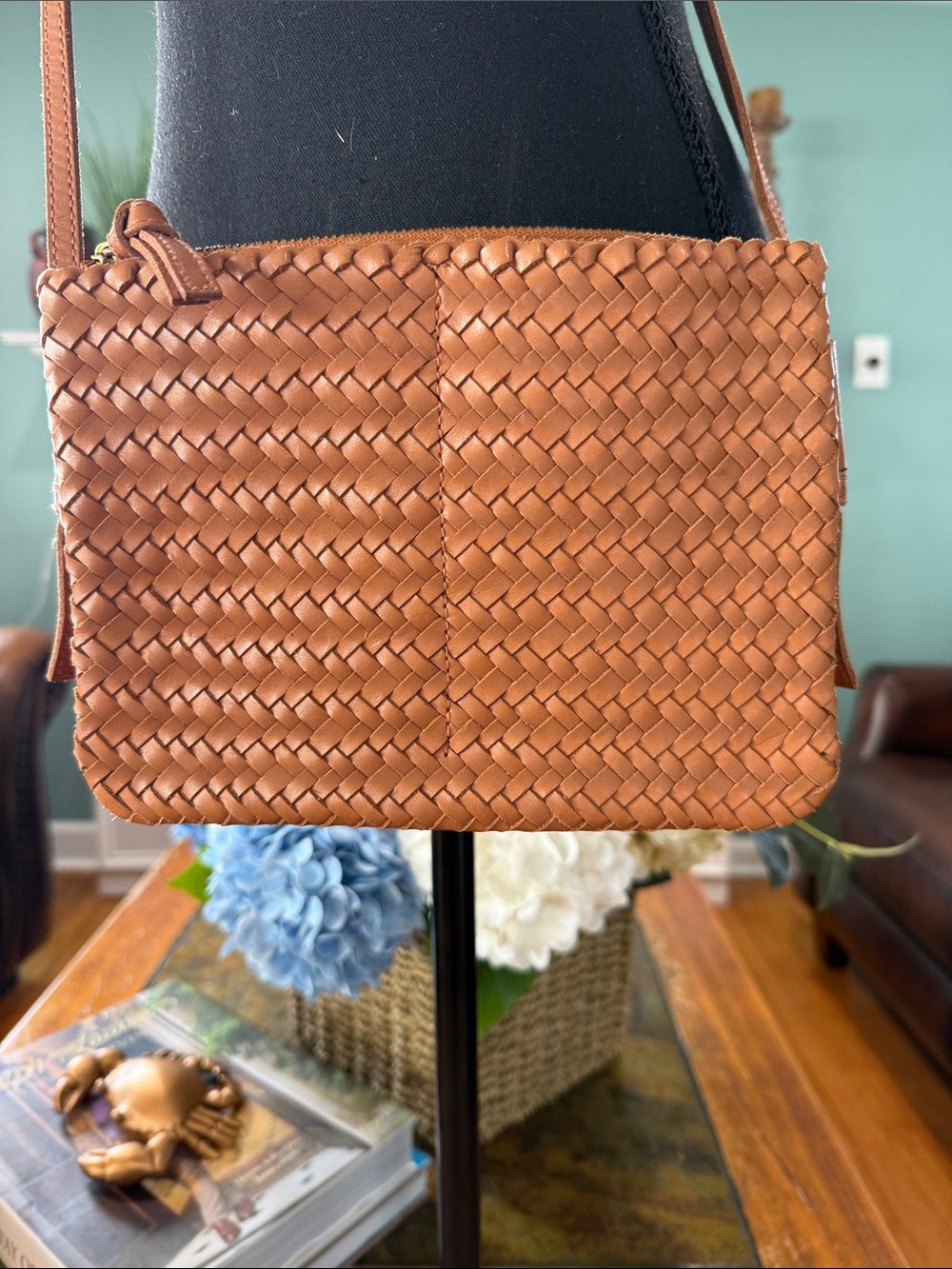 Madewell Leather Woven Crossbody Bag in Desert Camel tan